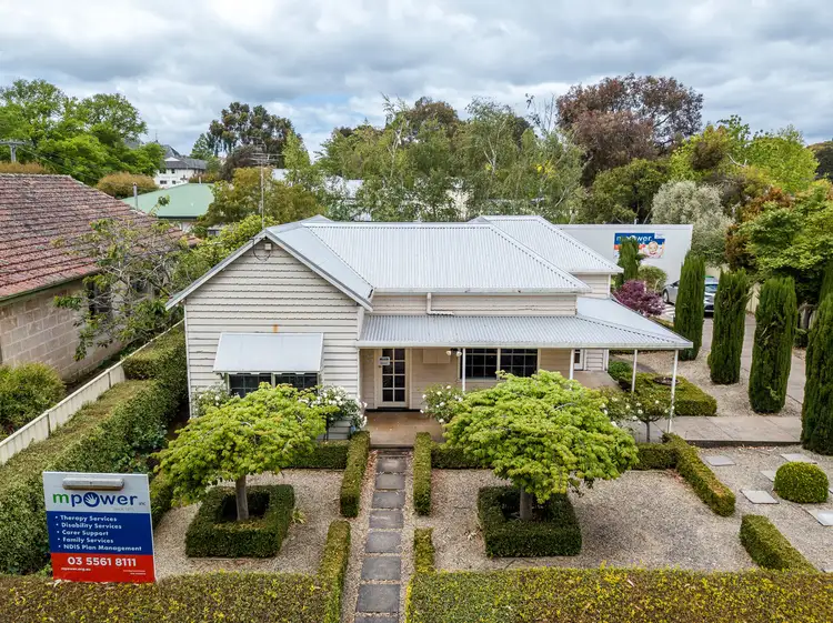 6 Nolte Street, Hamilton VIC 3300