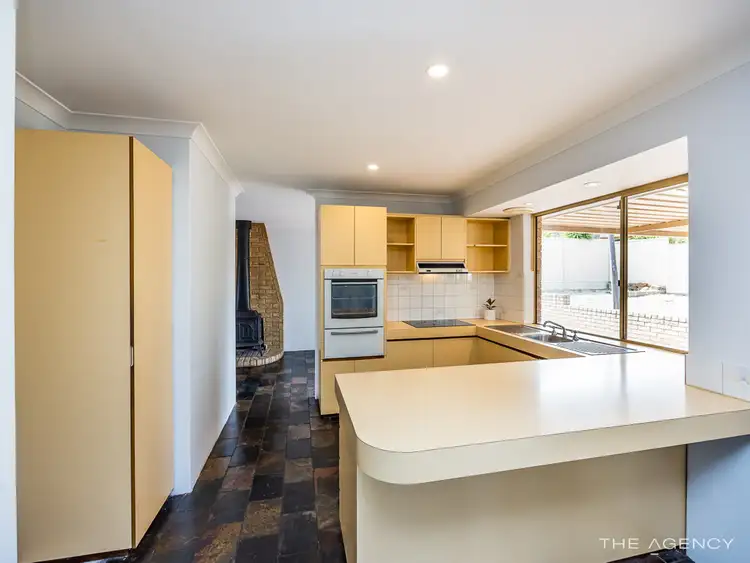 Fifth view of Homely house listing, 8 Blythewood Way, Heathridge WA 6027