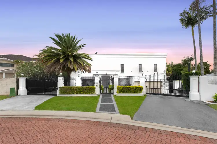 24 Woolner Place, Mount Ommaney QLD 4074