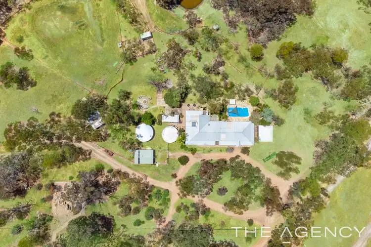 35 Avro Anson Road, Mokine WA 6401