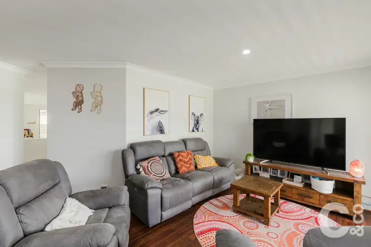 Fifth view of Homely house listing, 2 Glamis Court, Orelia WA 6167