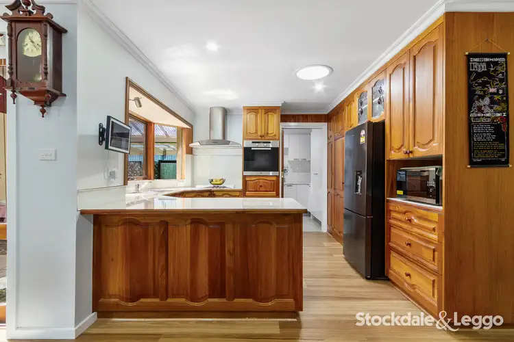 Fourth view of Homely house listing, 2 Nowa Court, Morwell VIC 3840