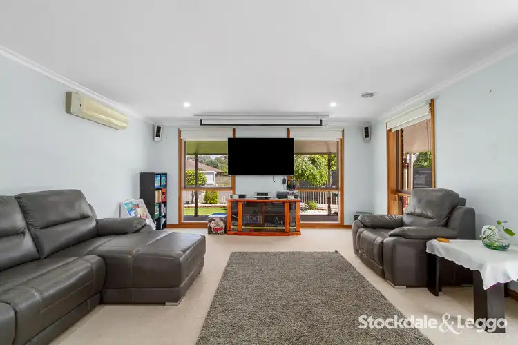 Fifth view of Homely house listing, 2 Nowa Court, Morwell VIC 3840