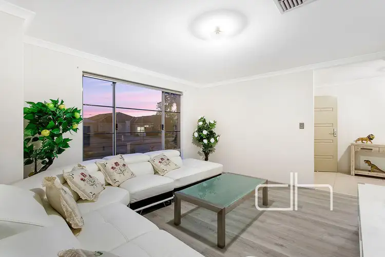 Sixth view of Homely house listing, 1 Manito Place, Landsdale WA 6065