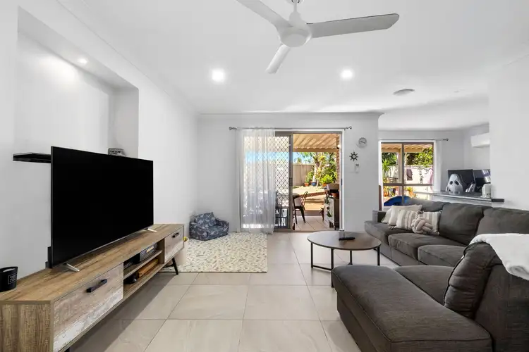Third view of Homely unit listing, 2/137 Amarina Avenue, Mooloolaba QLD 4557