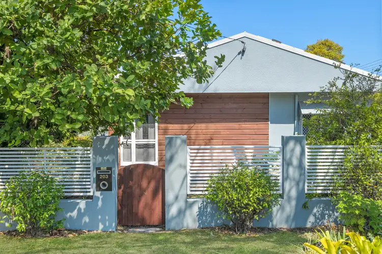 36A Maryborough Terrace, Scarborough QLD 4020