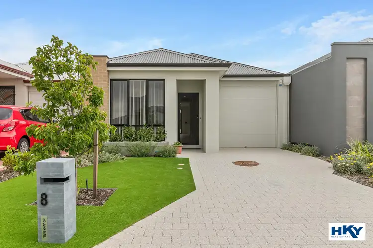 8 Chasewater Street, Aveley WA 6069