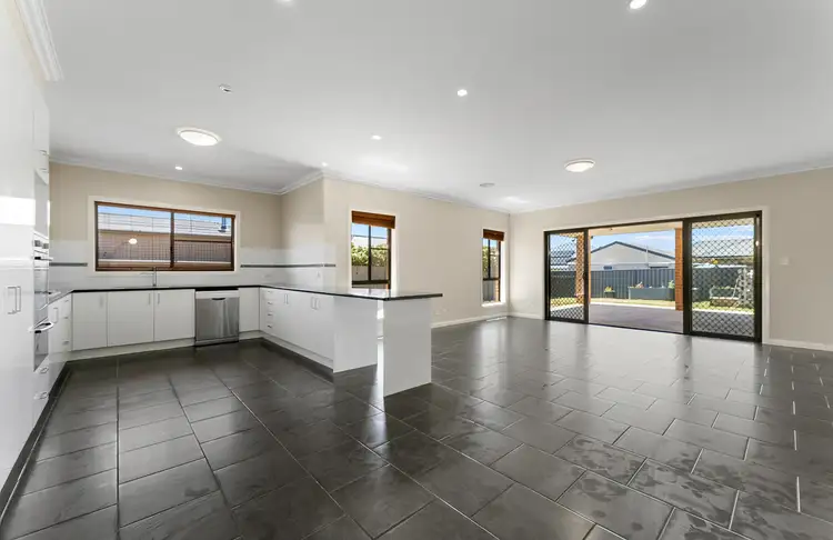 Third view of Homely house listing, 7 Baxter Place, Goulburn NSW 2580
