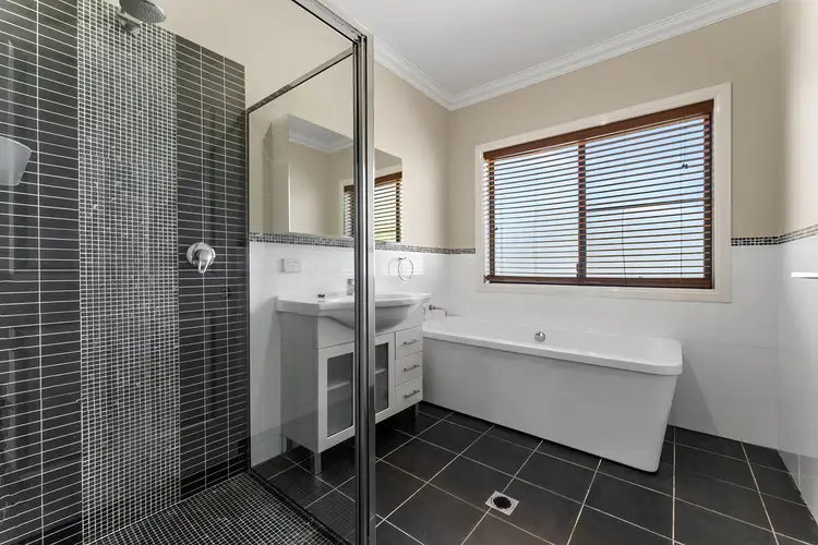 Sixth view of Homely house listing, 7 Baxter Place, Goulburn NSW 2580