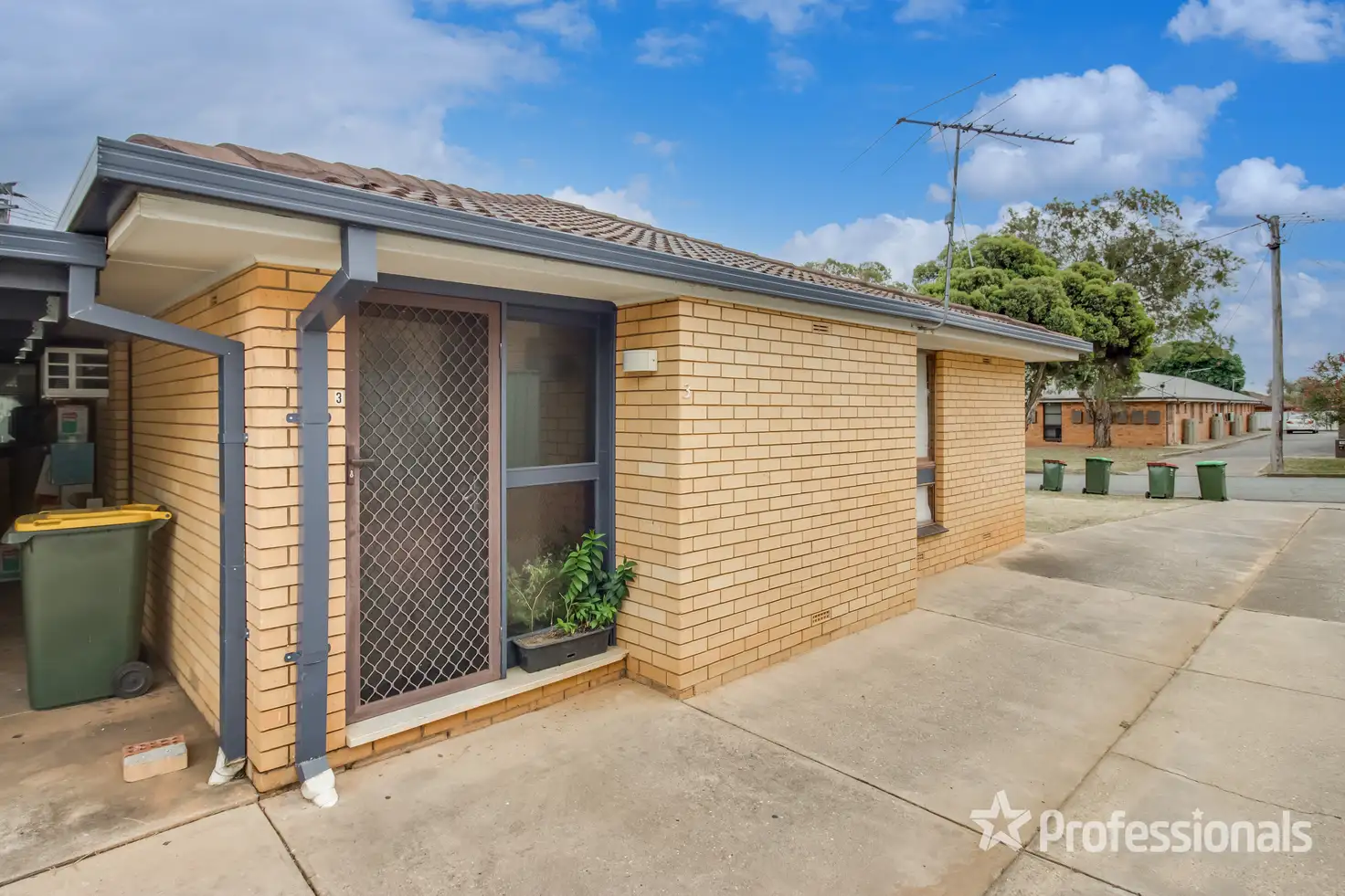 Main view of Homely house listing, 3/2 Bavaria Street, Tolland NSW 2650