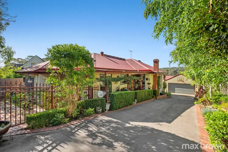 13 Dorchester Avenue, Montrose VIC 3765