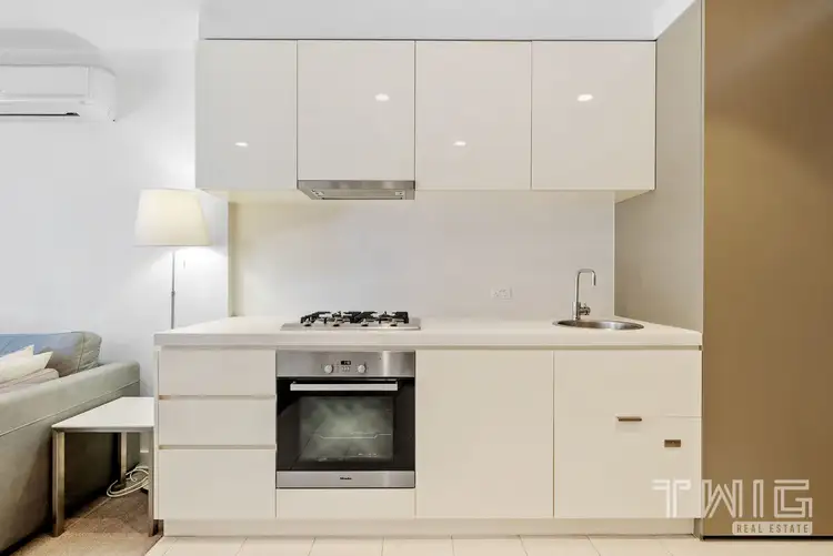 Fourth view of Homely apartment listing, 604/33 Mackenzie Street, Melbourne VIC 3000