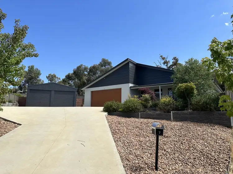 7 William Court, Clare SA 5453