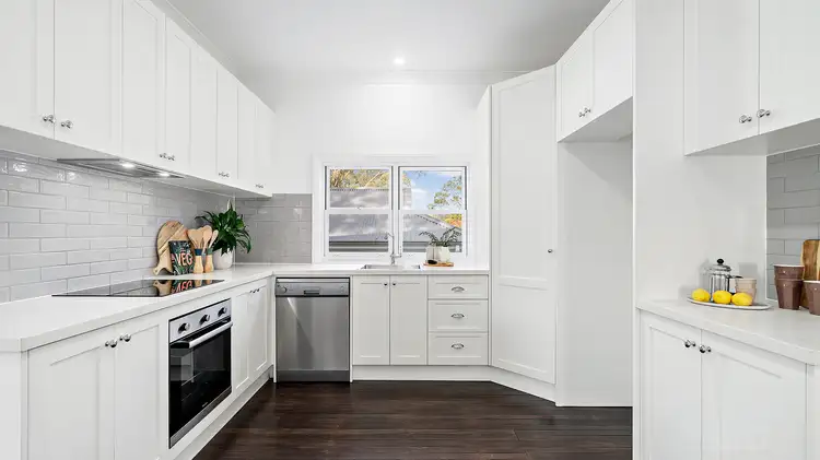 1 Addington Road, Hazelbrook NSW 2779