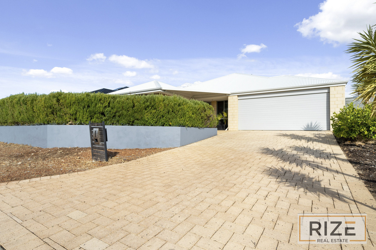 12 Overdene Pass, Banksia Grove WA 6031