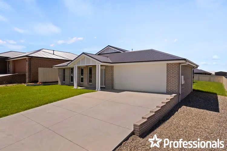 Sixth view of Homely house listing, 5 Lyon Close, Kelso NSW 2795