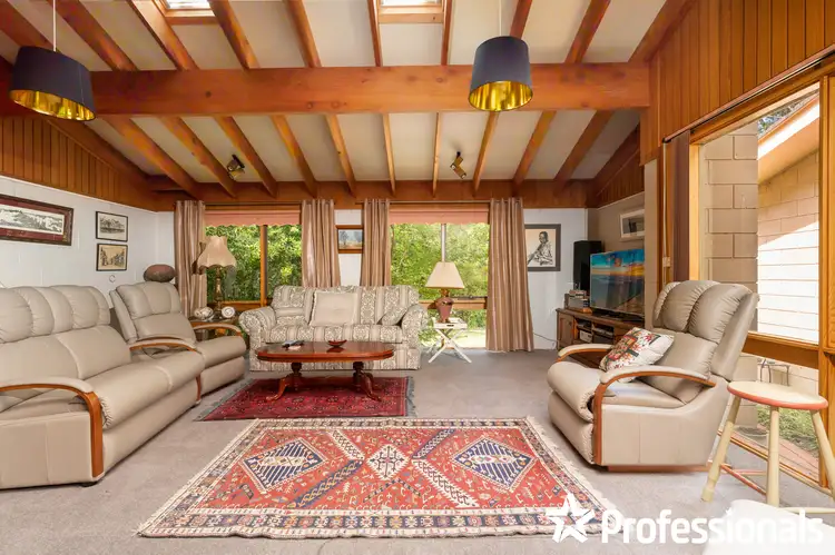 Fifth view of Homely house listing, 8 Strathmore Drive, Forest Grove NSW 2795