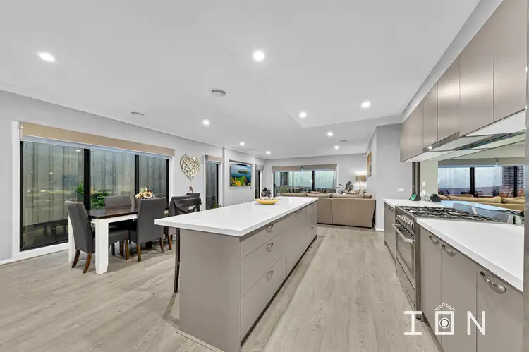 Fifth view of Homely house listing, 37 Largo Circuit, Junction Village VIC 3977