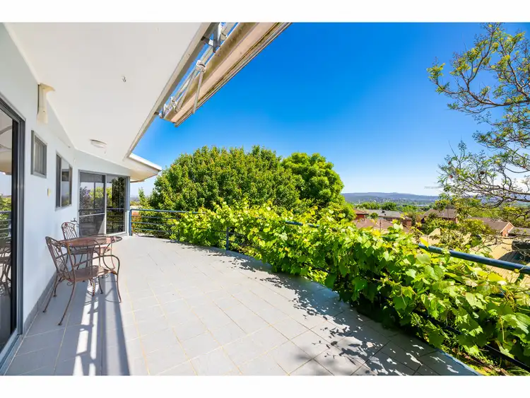 10 Hampton Court, East Albury NSW 2640