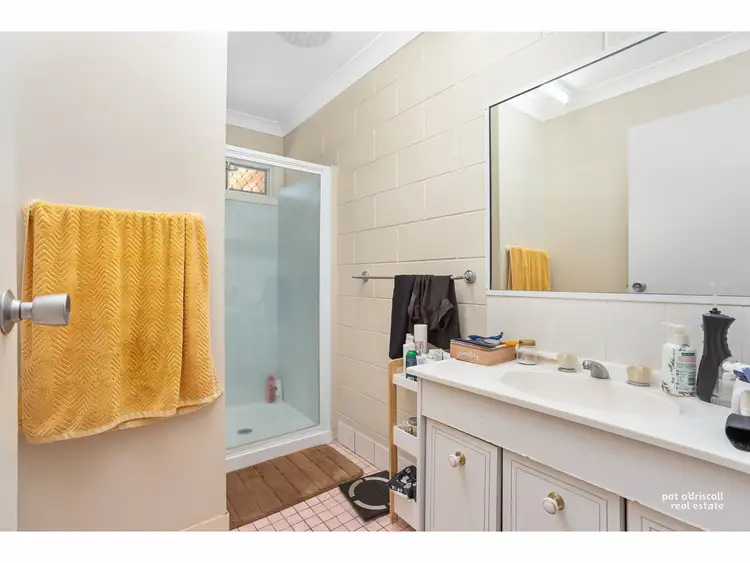 Fourth view of Homely block of units listing, 1 & 2/4 Dunbavan Place, Norman Gardens QLD 4701