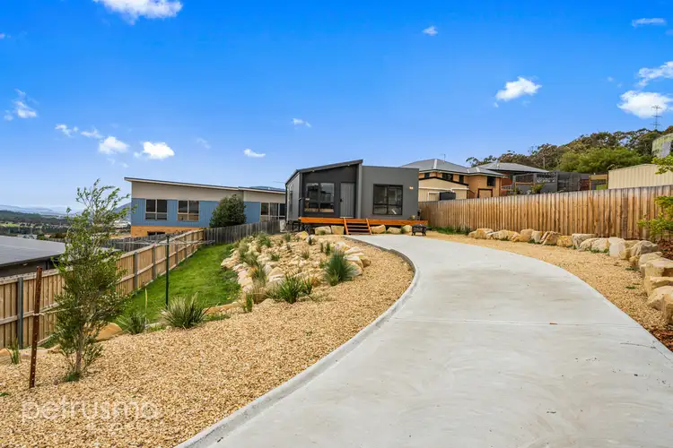 8A Grist Street, New Norfolk TAS 7140