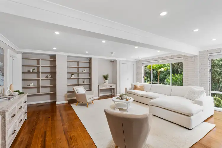 Sixth view of Homely house listing, 10 Kambala Close, Wyoming NSW 2250