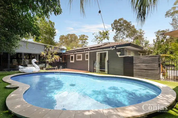 4 Rosewood Street, Bardon QLD 4065