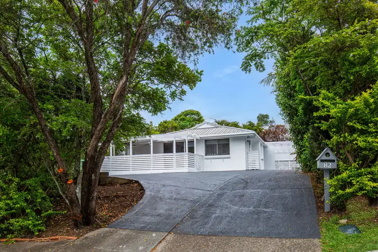 82 Edmund Rice Drive, Southport QLD 4215