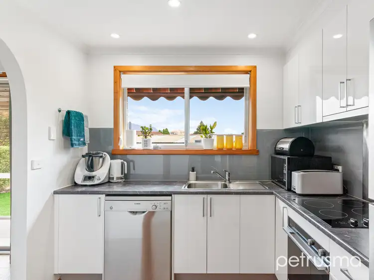Fourth view of Homely unit listing, 2/437 Oceana Drive, Howrah TAS 7018