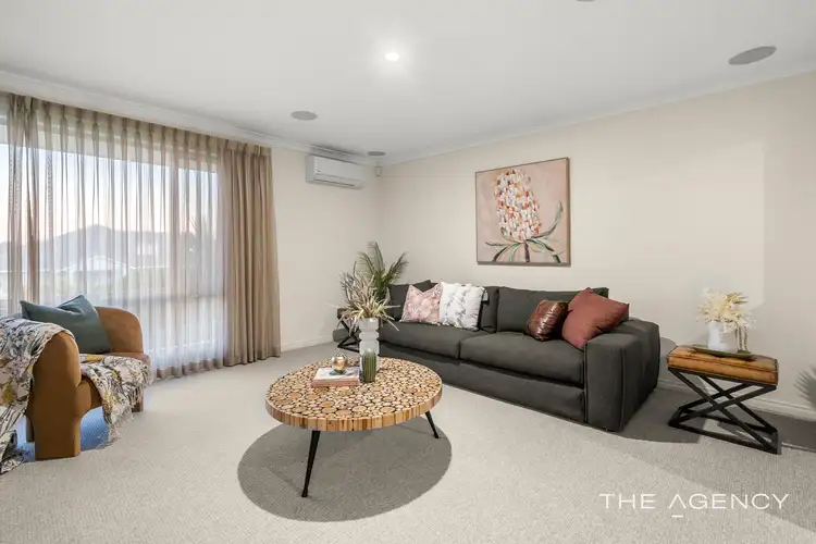 Second view of Homely house listing, 8 Ainslie Court, Kardinya WA 6163