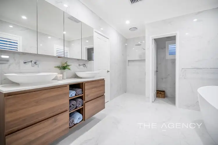 Fifth view of Homely house listing, 7 Hermite Rise, Sorrento WA 6020