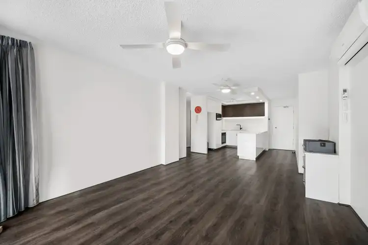 Fifth view of Homely apartment listing, 11/30 Chelsea Avenue, Broadbeach QLD 4218