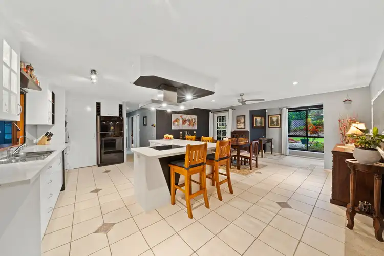 Fourth view of Homely house listing, 8 Barcelona Place, Slacks Creek QLD 4127