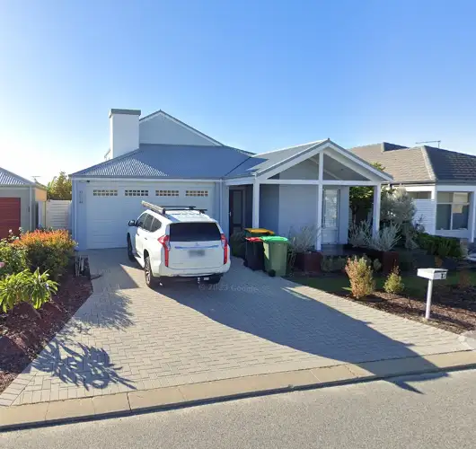 12 Tallering Way, Golden Bay WA 6174