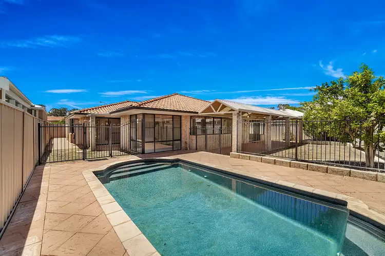 10 Agnew Loop, Gwelup WA 6018
