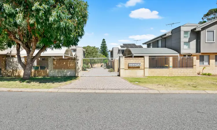 2/56 Randell Street