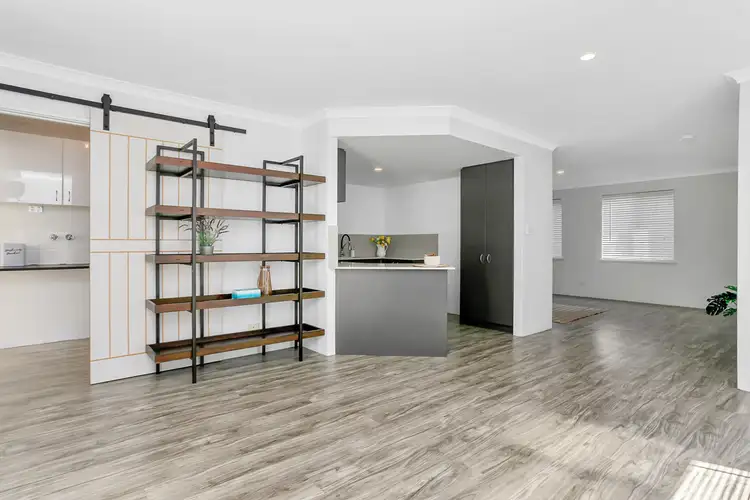 Fifth view of Homely unit listing, 2/56 Randell Street, Mandurah WA 6210