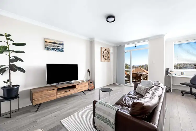 Second view of Homely apartment listing, 6/22 Crown Road, Queenscliff NSW 2096