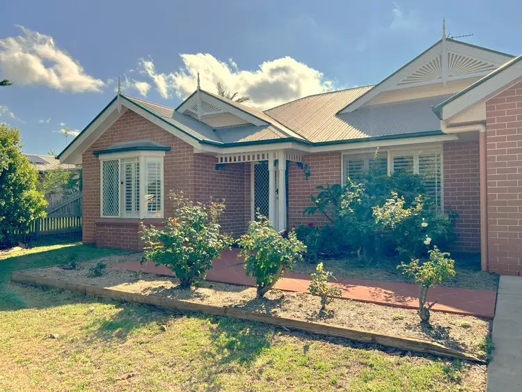 21 Dandelion Drive, Middle Ridge QLD 4350