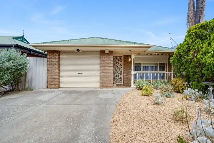 14 Rivett Place, Pooraka SA 5095