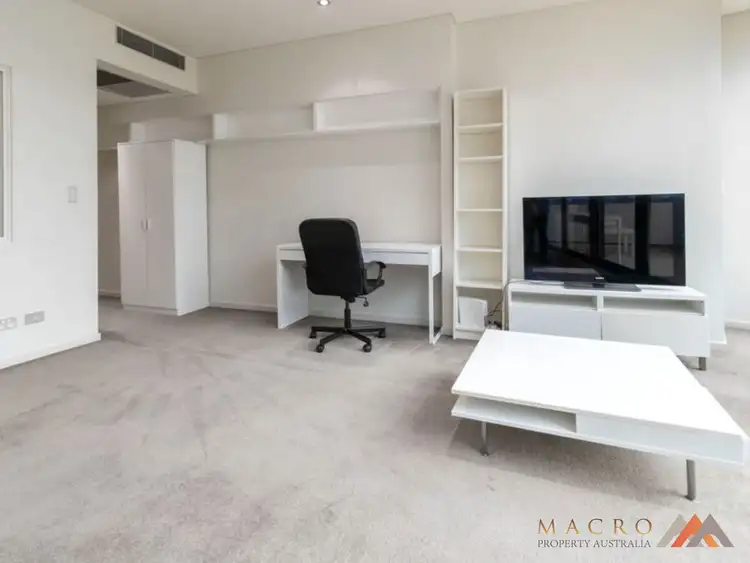 Third view of Homely apartment listing, 909/718 George Street, Sydney NSW 2000