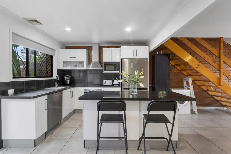 16/127 Barbaralla Drive, Springwood QLD 4127