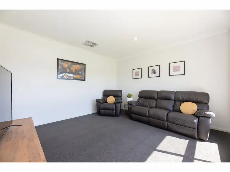 Fourth view of Homely house listing, 9 Lorikeet Close, Thurgoona NSW 2640