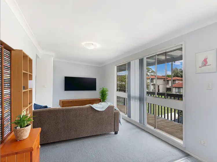 Third view of Homely house listing, 4 St James Avenue, Berkeley Vale NSW 2261