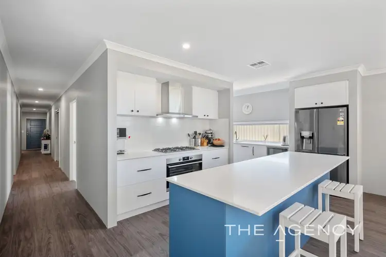 Sixth view of Homely house listing, 21 Rakitno Close, Lake Coogee WA 6166