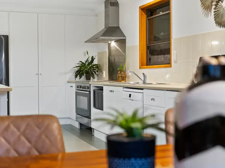 34 Rosella Street, Wellington Point QLD 4160