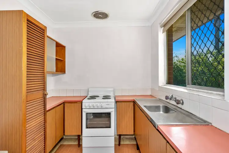 Sixth view of Homely house listing, 5 Sherbourne Way, Armadale WA 6112