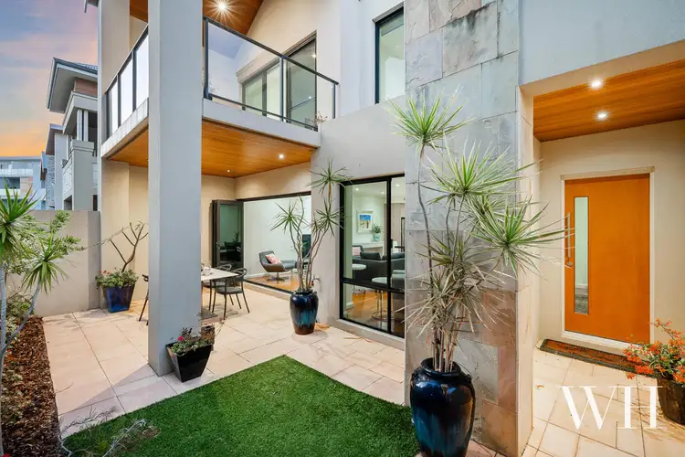 8D Keeling Way, South Fremantle WA 6162