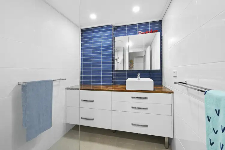 Sixth view of Homely unit listing, 2/18 Lord Street, Port Macquarie NSW 2444