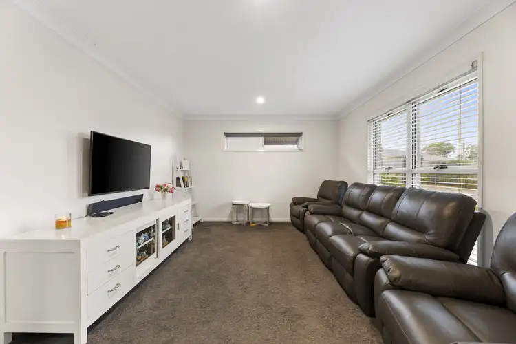 Third view of Homely house listing, 2/118b Main Street, Westbrook QLD 4350